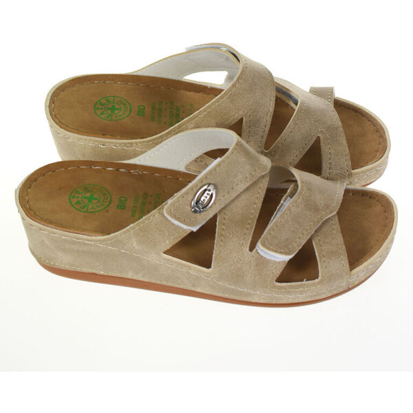 JOHN-C Dámske béžové klinové šľapky DIGNA 49915134