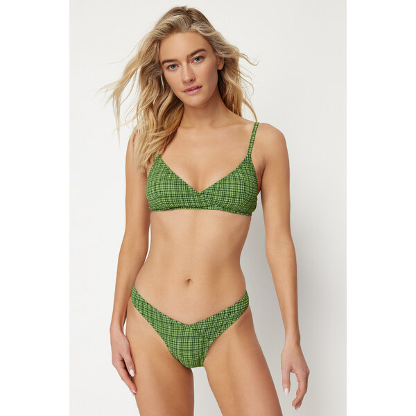 Trendyol Green Gingham Textured V-Cut Bikini Bottoms 55091485