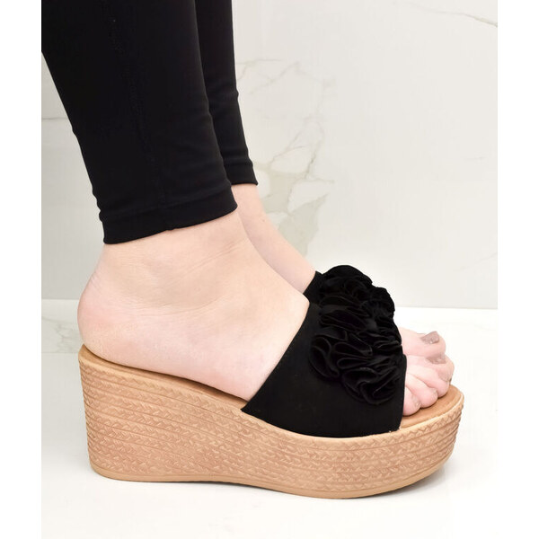 SS Dámske čierne šľapky AMORA 50304135