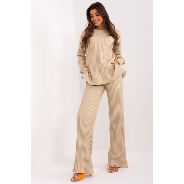 MladaModa Elegantná 2-dielna vrúbkovaná súprava model 49732 béžová 50304279