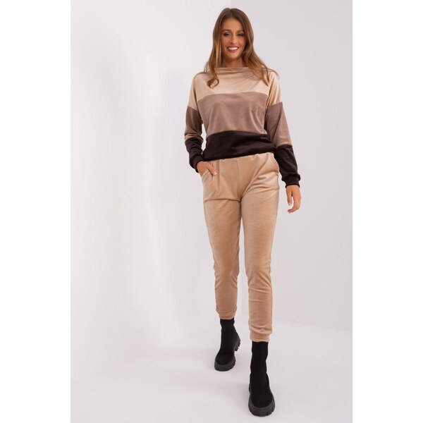 MladaModa Trojfarebná velúrová tepláková súprava model 21431 béžová 50304415