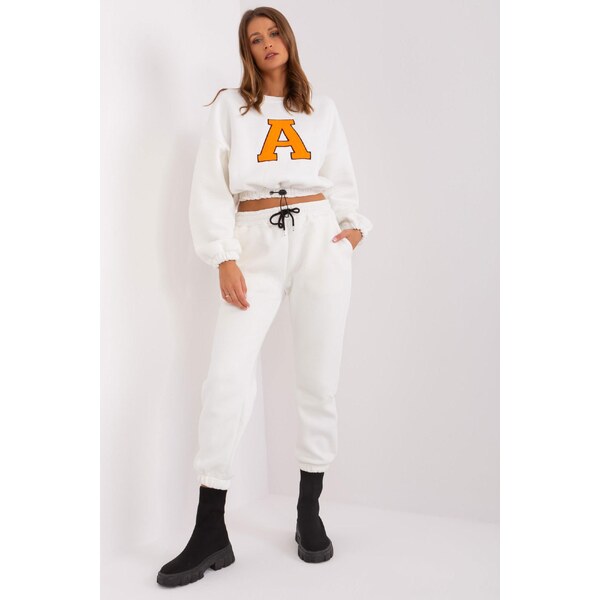 MladaModa Teplákova súprava s vyšívaným písmenom A model 80400 farba 50304444