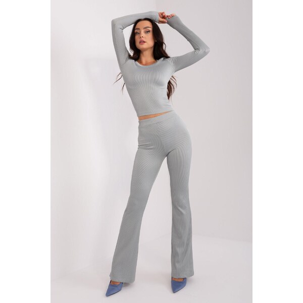 MladaModa Súprava z vrúbkovaného materiálu model 77903 šedá 50304452