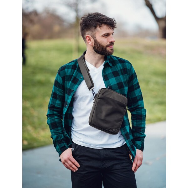 Vuch Pánska crossbody taška Arllo Black 66594209