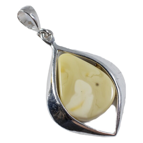 Strieborný jantárový prívesok Glare 81 51007768