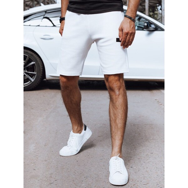 Dstreet Trendy pánske biele vzorované kraťasy 52366613