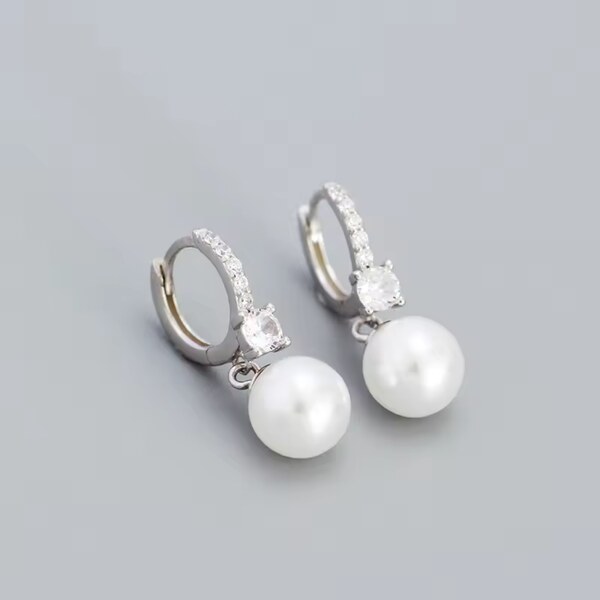 Olivie Strieborné náušnice s perlou 8724 52584577