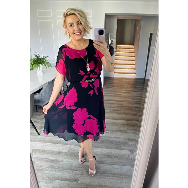 (veľ. 44) Šifónové kvetované šaty s retiazkou tmavomodré 65183150