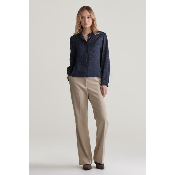 NOHAVICE GANT SLIM FLARE SLACK DRY SAND 56009011