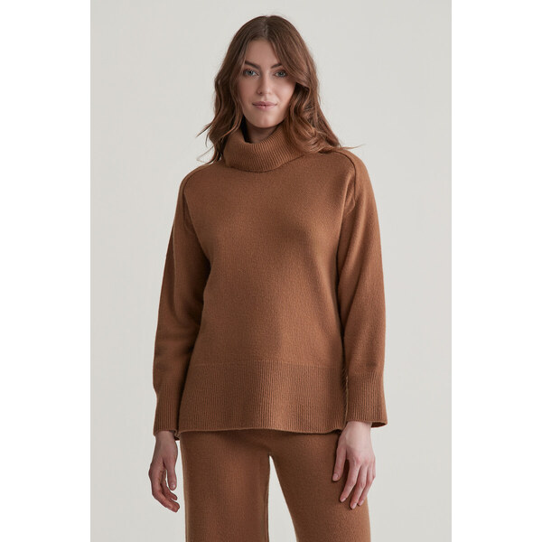 SVETER GANT HERRINGBONE DETAIL ROLLNECK CACAO 56772060