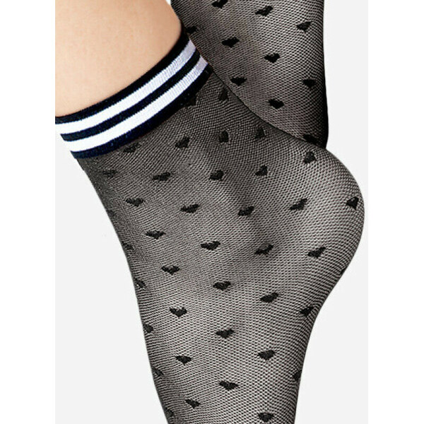 Farebné ponožky so srdiečkami GIOCO 20 DEN Lores 62675535