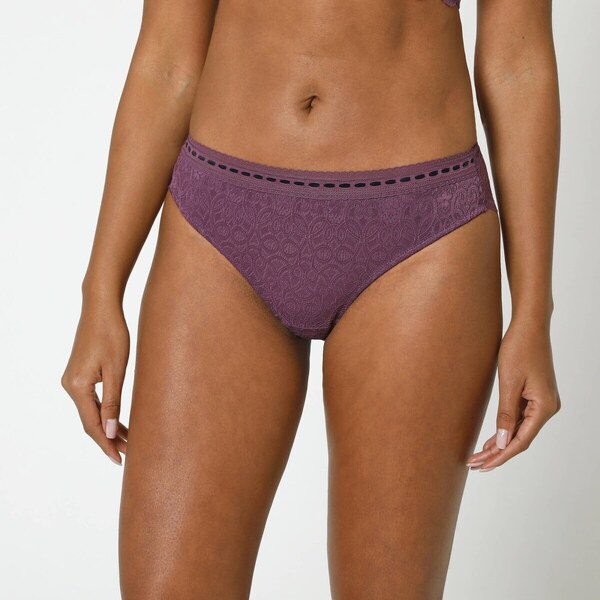 Midi nohavičky zo strečovej čipky Ambato Confidence Lingerie fialová 57059018