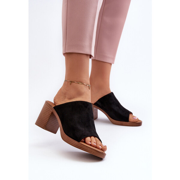 Kesi Elegantné ľahké dámske papuče na vysokom podpätku čiernej farby 57164183