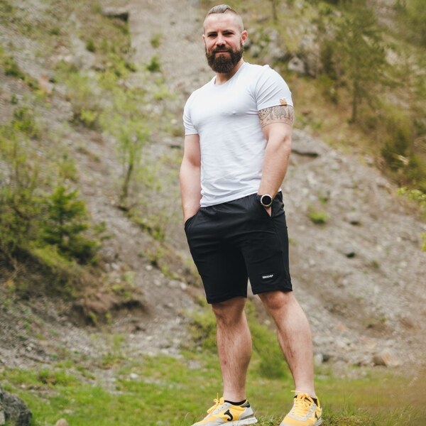 TERMOVEL Čierne pánske funkčné kraťase 57341273