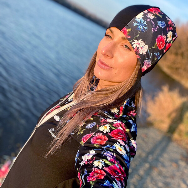 TERMOVEL Čierna funkčná dámska čiapka s kvetinovým vzorom 57341283