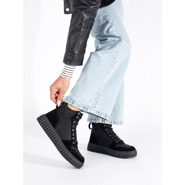 Shelvt Black ankle boots made of natural leather on a thick embossed 57584154