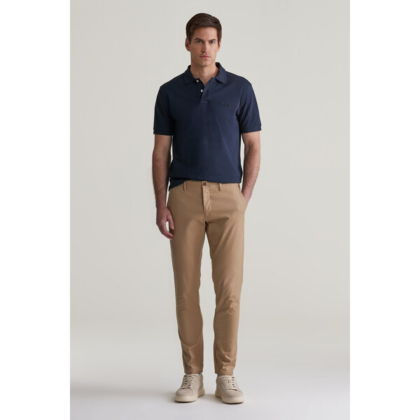 NOHAVICE GANT SLIM CHINOS DARK KHAKI 57412721