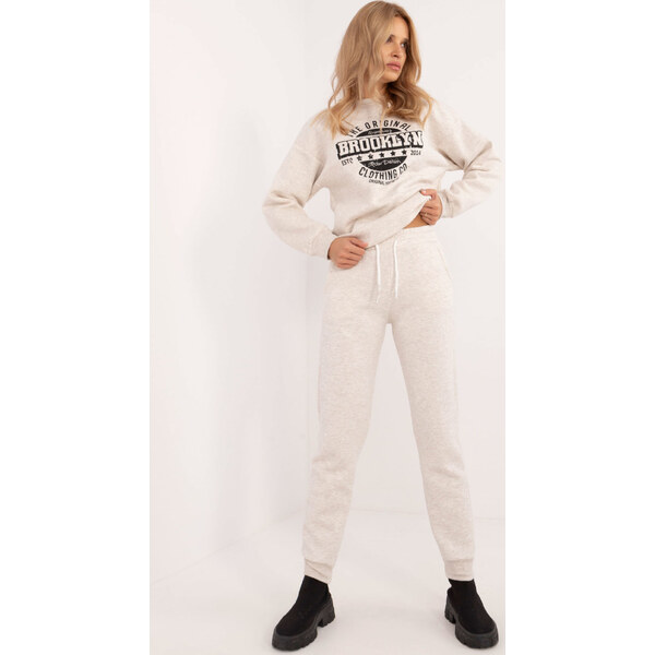 BASIC Béžové dámske tepláky s vreckami EM-DR-661.00-light beige 57479041