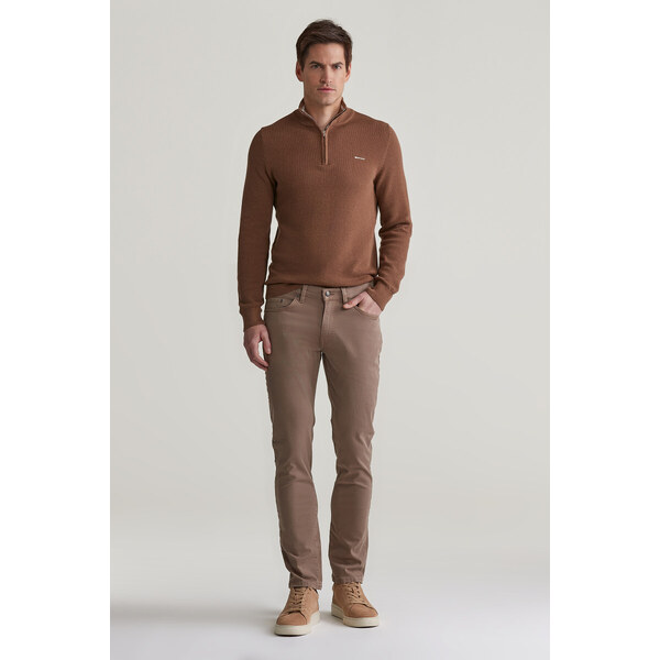 DŽÍNSY GANT SLIM DESERT JEANS DESERT BROWN 57512077