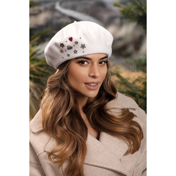 Krumlovanka Biely dámsky baret 100% vlna Woolmark W-0840/000 ozdobený 66454023