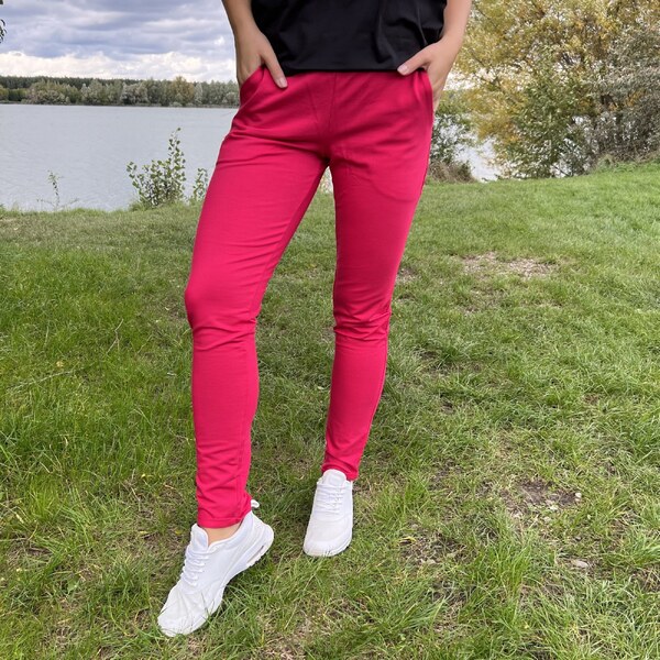 TERMOVEL Dámske tmavoružové funkčné tepláky 65151513