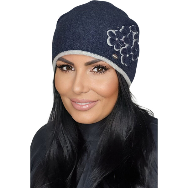 Kamea Tmavomodrá dámska zimná čiapka s kvietkami Lorelli, Farba 58181746