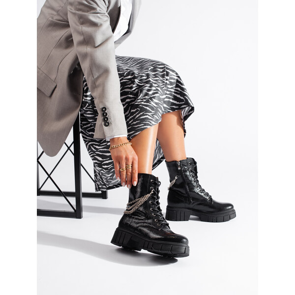 Shelvt Black ankle boots with Sokolski chains 50494453