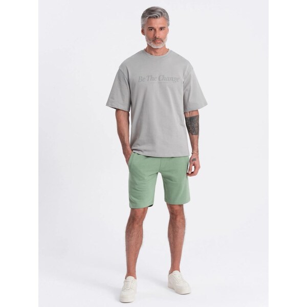 Ombre Clothing Zelené teplákové kraťasy V3 SRSK-0139 52264041
