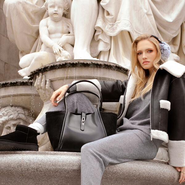 Wittchen Dámska shopperka s kožušinovými vložkami čierna 99-4Y-221-1 66065898