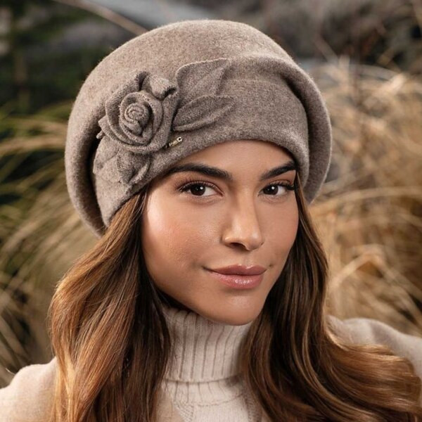 Krumlovanka Dámska zimná čiapka 100% vlna Woolmark W-0838/690 hnedá 60425644