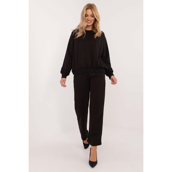 MladaModa Tepláková súprava s 3D aplikáciou model 93061 čierna 60493637