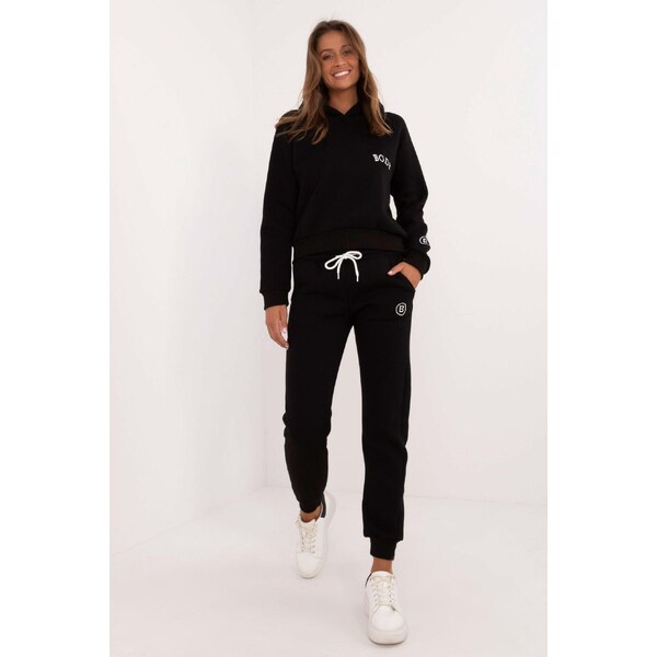 MladaModa Tepláková súprava s nášivkami model 66114 čierna 60493696