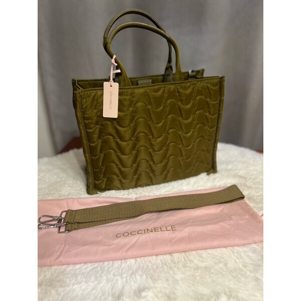 Dámska Kabelka Coccinelle crossbody 60113412