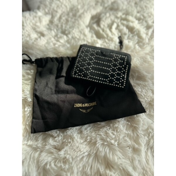 Zadig & Voltaire dámska kožená peňaženka Mini Uma Suede Scale 60113390