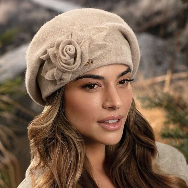 Krumlovanka Dámska zimná čiapka 100% vlna Woolmark W-0838/960 béžová 60532917