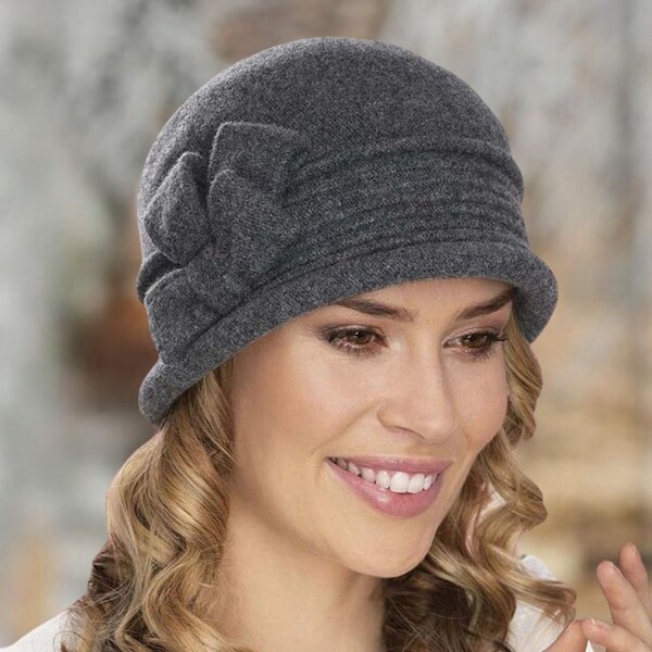 KRUMLOVANKA Dámsky zimný klobúčik W-0156 - viac farebných variantov 60535741