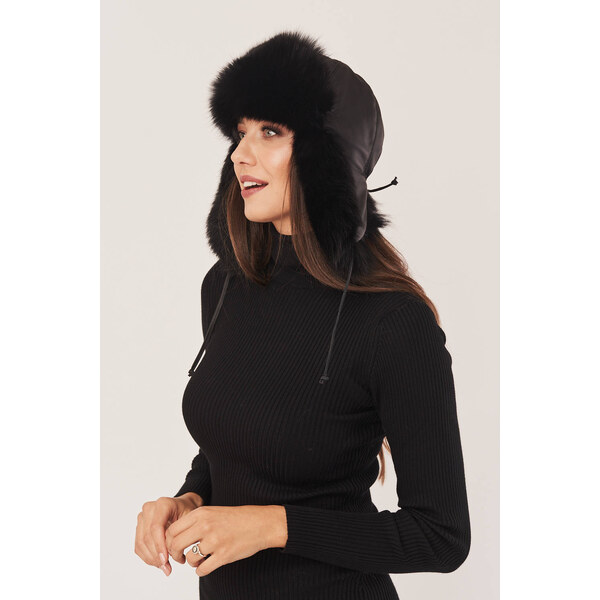 KONOPKA Dámska čierna čiapka s pravou kožušinou líšky - ušianka 35963096