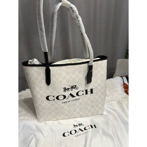 Dámska Kabelka COACH - Sig City Tote Bag na rameno 60113429