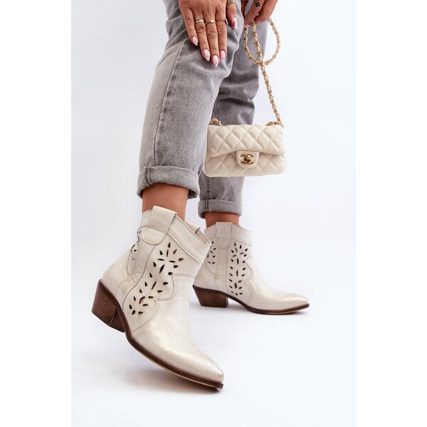 Kožené čižmy na nízkom opätku s výrezom 2870 Zazoo strieborné 60731033