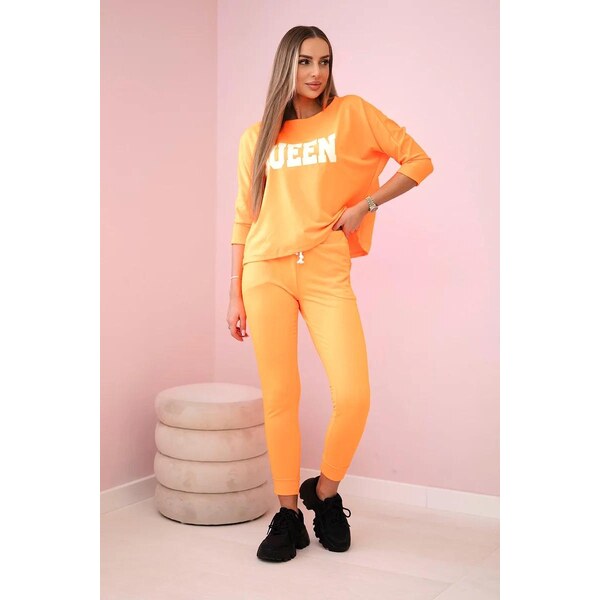 MladaModa Tepláková súprava s nápisom Queen model 66977 neónovo 32327227