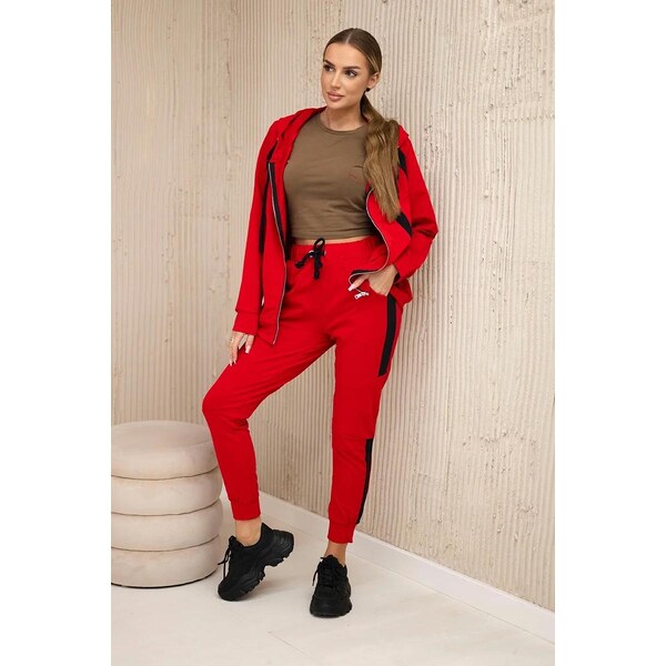 MladaModa Tepláková súprava s pruhmi model 67064 červená 17893025