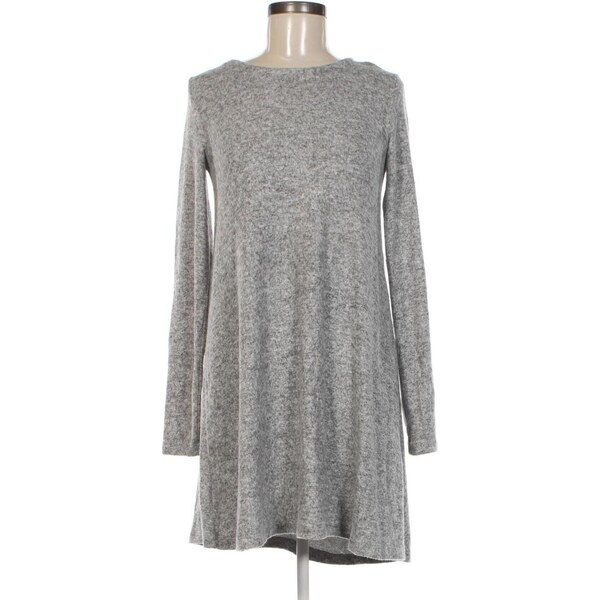 Šaty Stradivarius 61437745