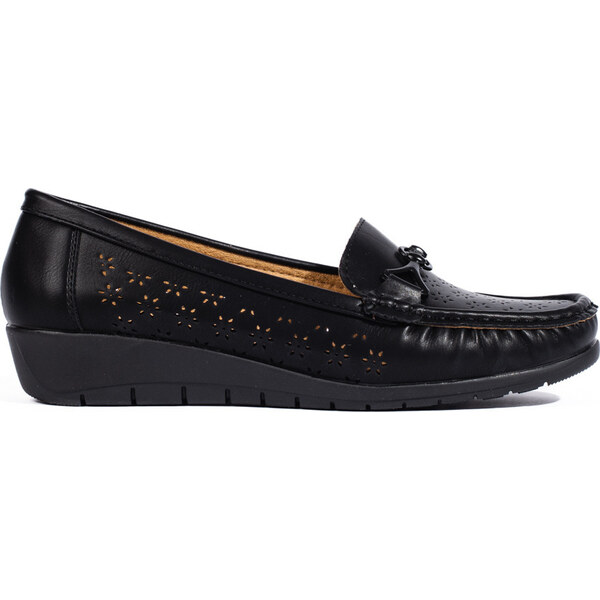 SHELOVET Čierne dámske dierované mokasíny 3250B 66148255