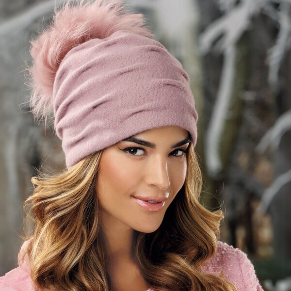 KRUMLOVANKA Zimná čiapka s brmbolcom a podšívkou W-0597/540BB svetlo 60745380