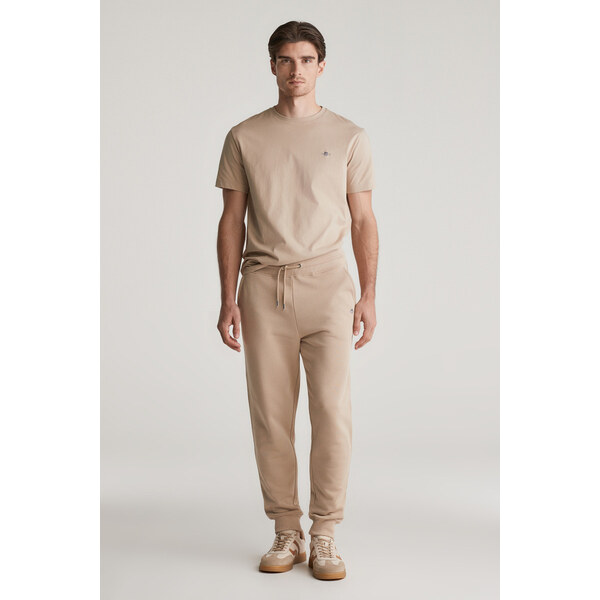 TEPLÁKY GANT REG SHIELD SWEATPANTS DRY SAND 61927044