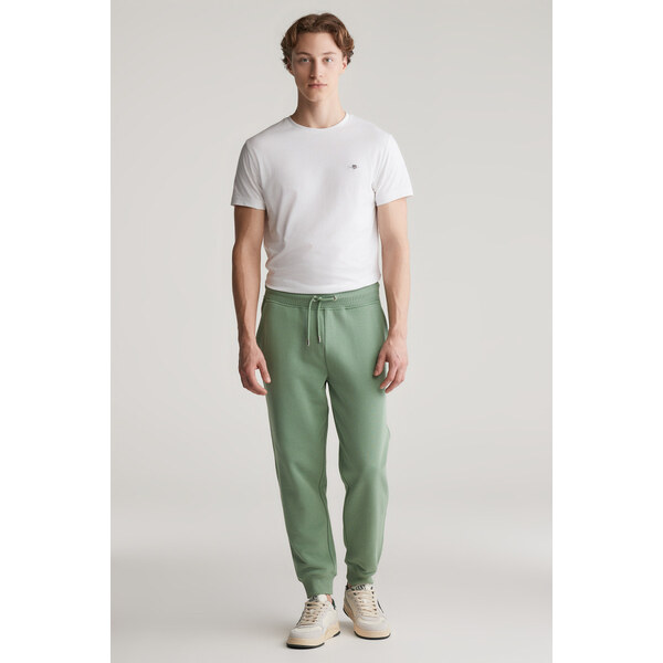 TEPLÁKY GANT REG SHIELD SWEATPANTS KALAMATA GREEN 61927046