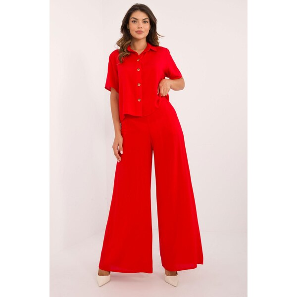 MladaModa Elegantný letný komplet košele a nohavíc model 71420 červený 62554541