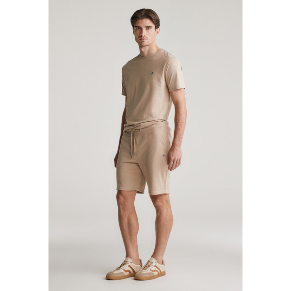 TEPLÁKOVÉ ŠORTKY GANT REG SHIELD SWEAT SHORTS DRY SAND 61927049