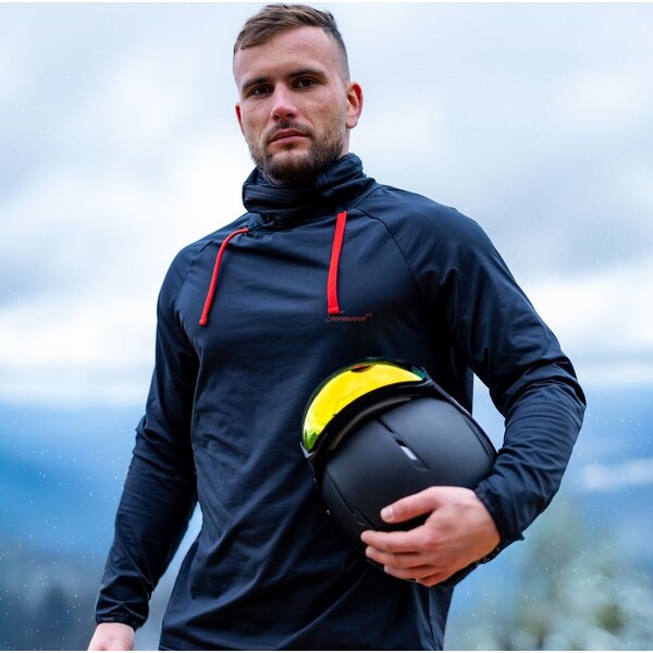 TERMOVEL Pánske čierne tričko so stojačikom 65151460