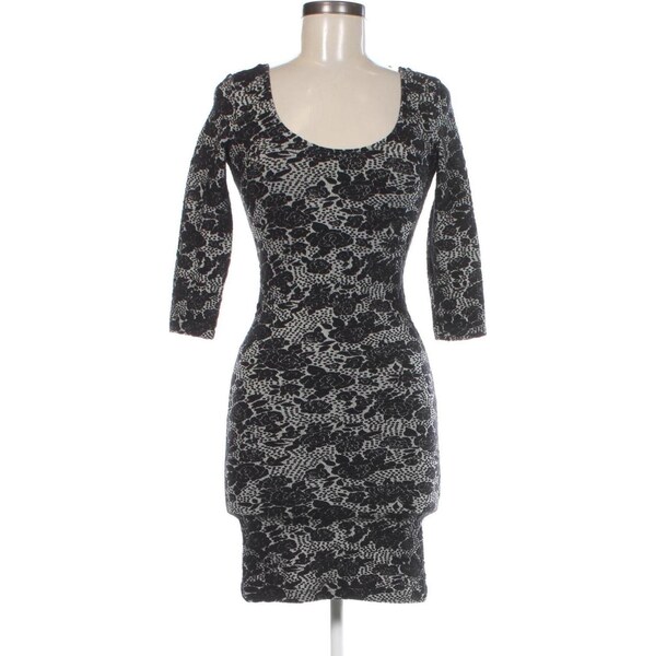 Šaty Bershka 62157343